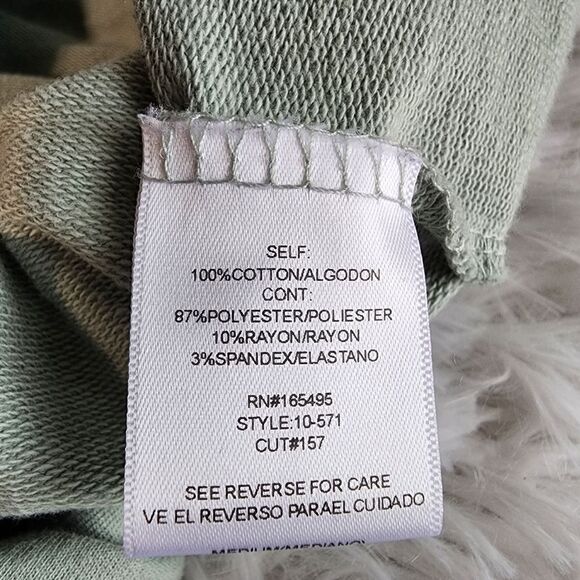 Light Green Pullover Hoodie with Plaid Front Pockets & Sleeve (NWOT) - Picture 12 of 13